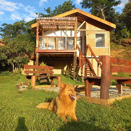 Chales Refugio No Campo Santo Antônio do Pinhal Екстериор снимка